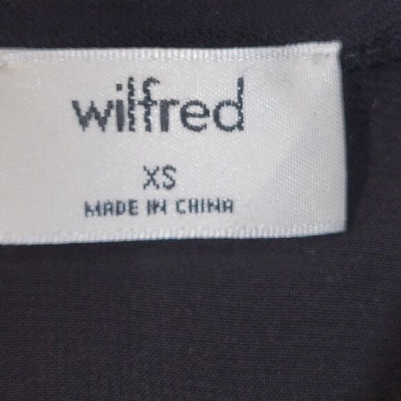 Aritzia‎ Wilfred Fleurette Romper Size XS Black Open Back Short Flutter Sleeves - Picture 11 of 13